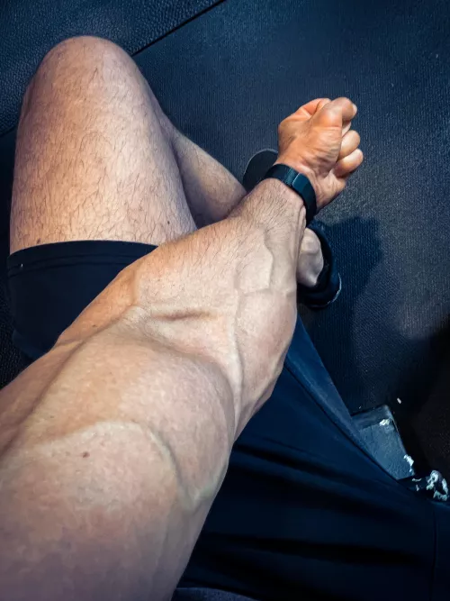 Decided to be that guy taking pictures of myself at the gym.