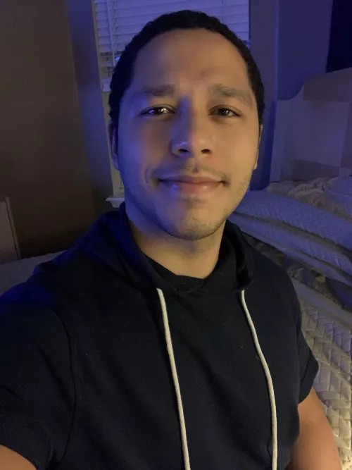 Decided to go clean face for the hell of it š