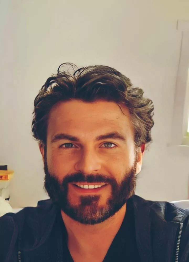 Decided to grow my hair/beard! Decided to grow my hair/beard!