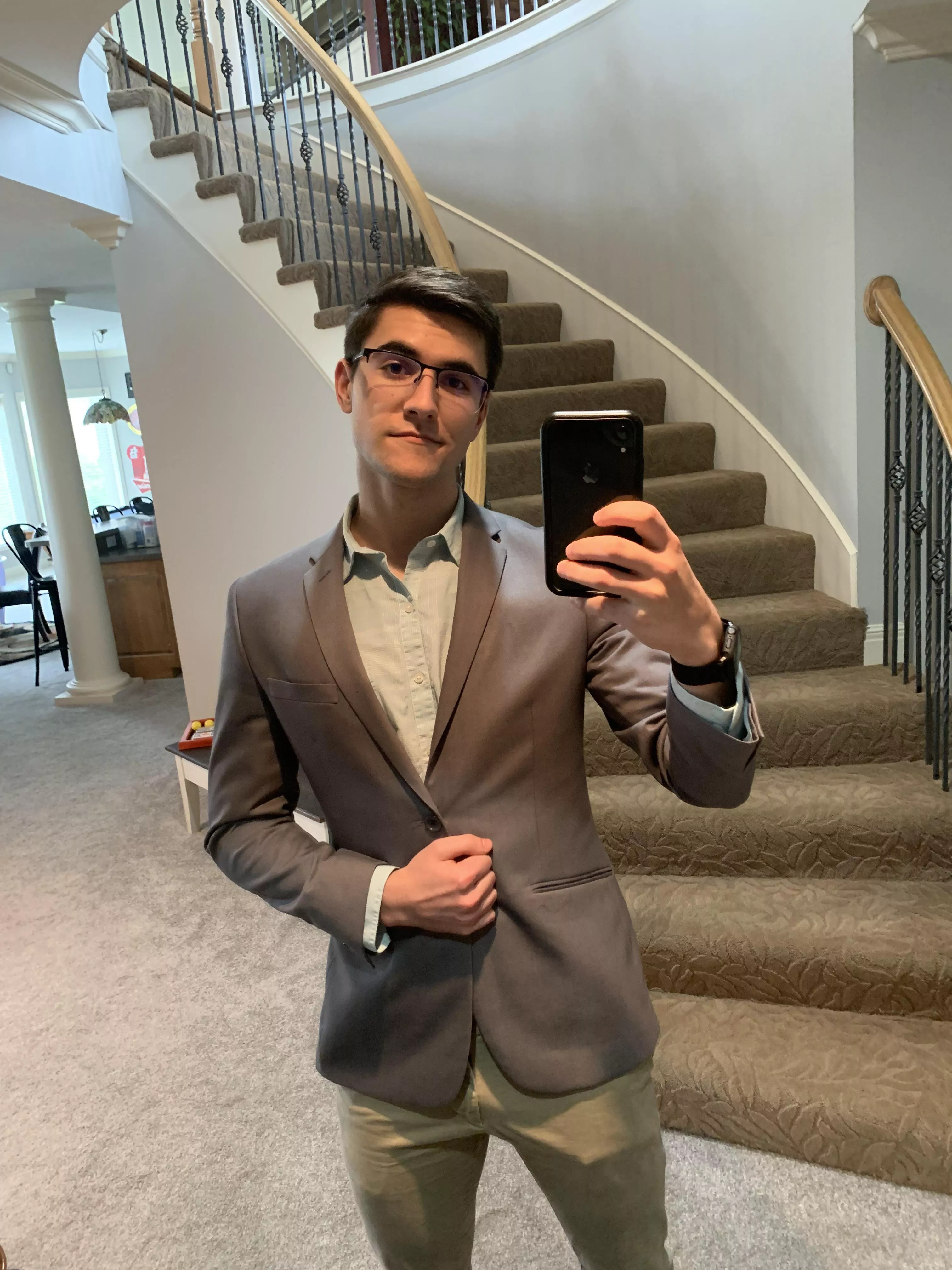 Dental conferences mean dressing up Dental conferences mean dressing up