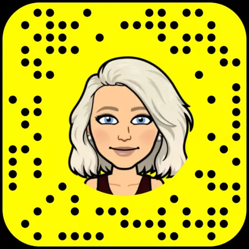 desperate hunt for a 3rd i know how hard it is too find your 🦄 soooo let's strike a deal. I'll be yours if you be mine 😘 I am for real. I want too make this happen. Please do not waste my time if you're not willing too share. Here's my snap cha