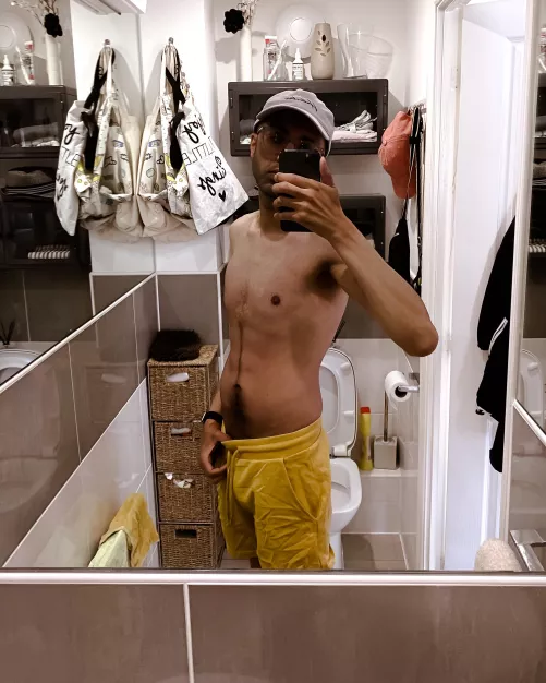 Did the whole sunbathing thing. Maybe a touch bit red ðŸ«