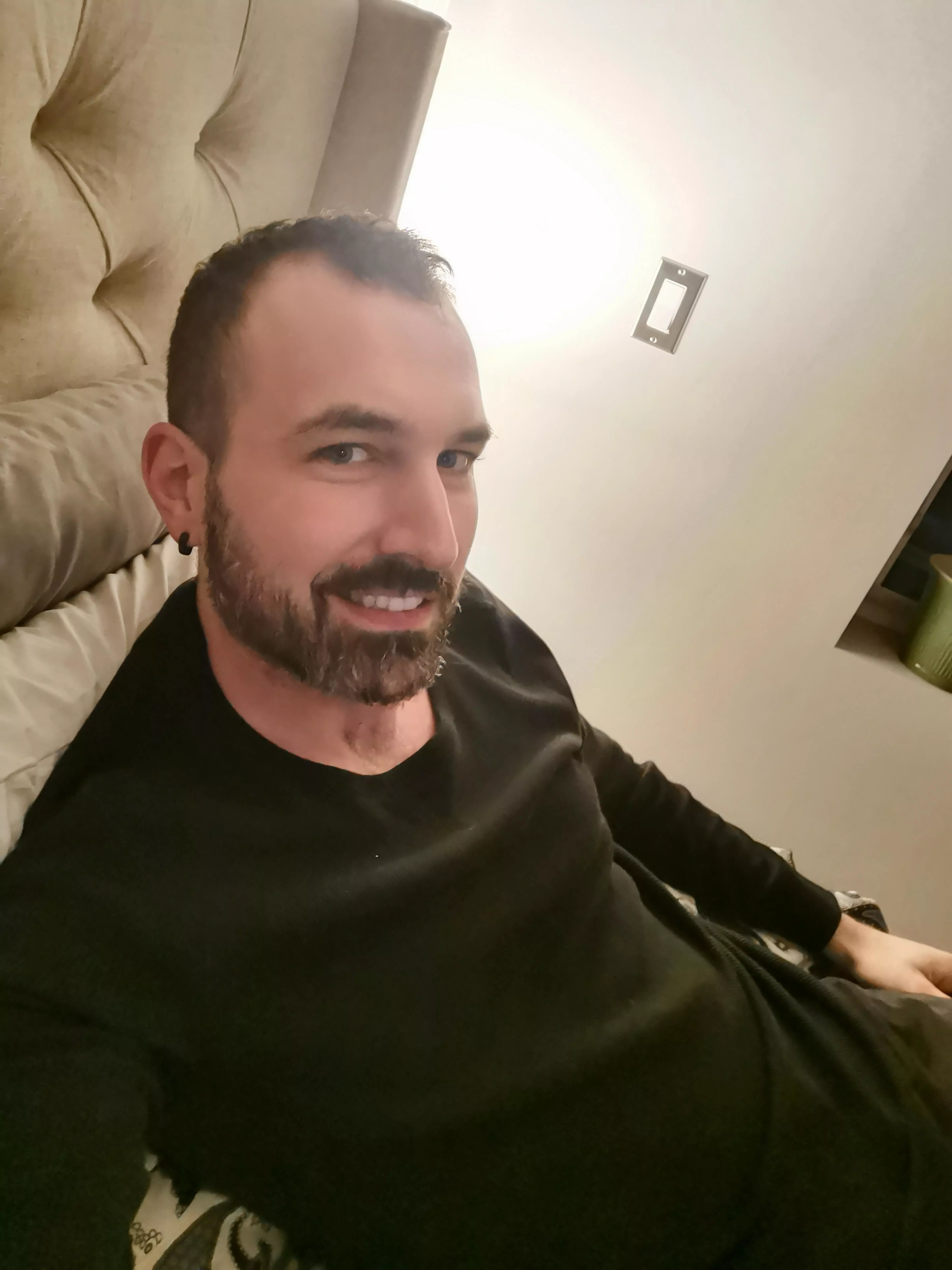 Didn't have a great weekend, but that's ok. not every weekend is sunny. Hope you all had a great one, and let's crush this week with positivity! Didn't have a great weekend, but that's ok. not every weekend is sunny. Hope you all had a great one, and let's crush this week with positivity!