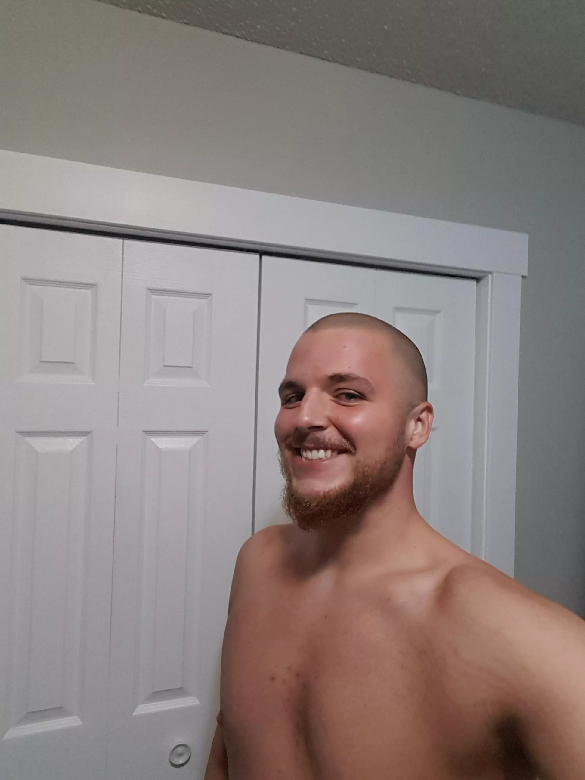 Dipping my feet in posting for the bros, hmu Dipping my feet in posting for the bros, hmu