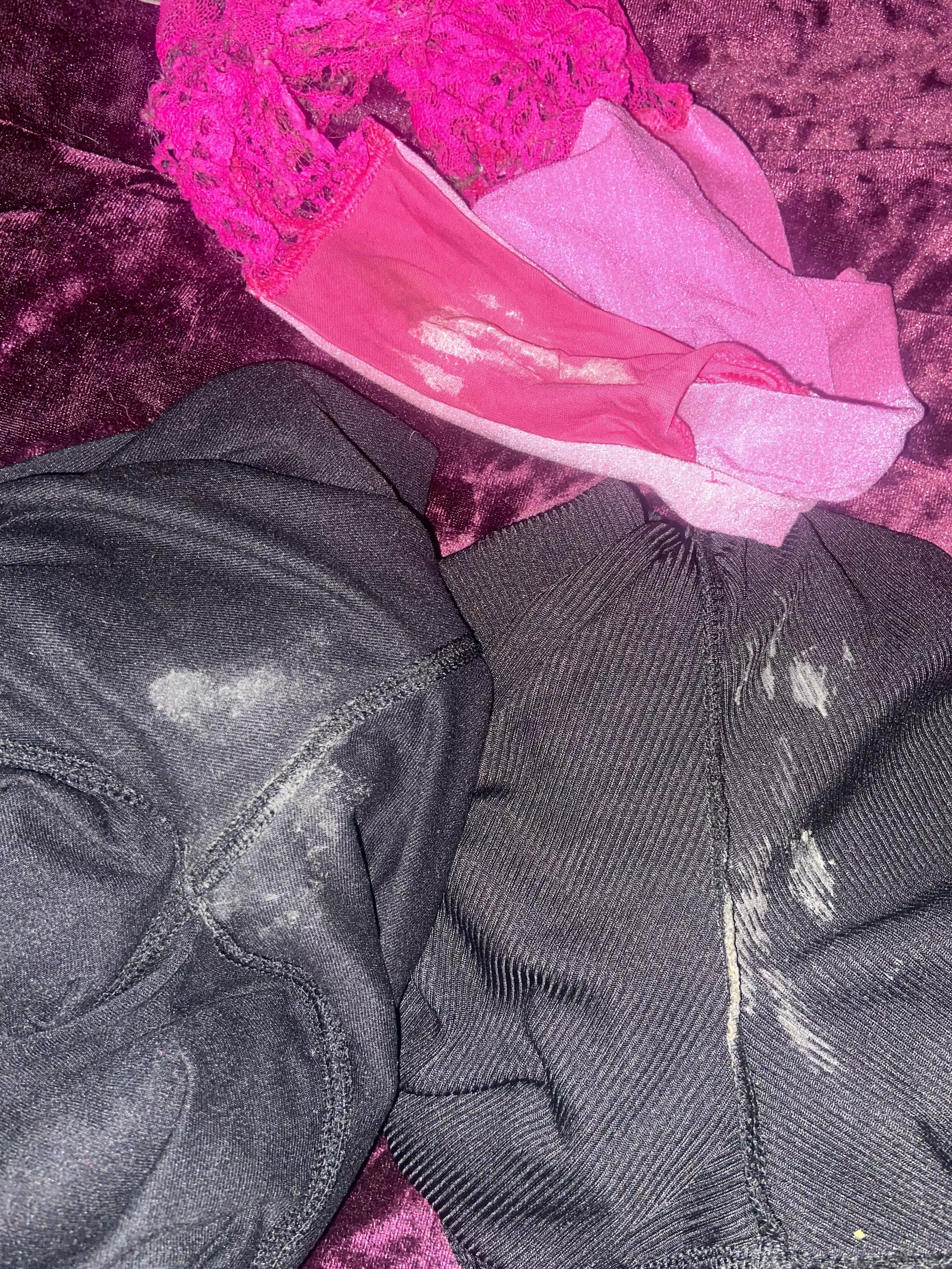 Dirty laundry 🧺🥵 [f]