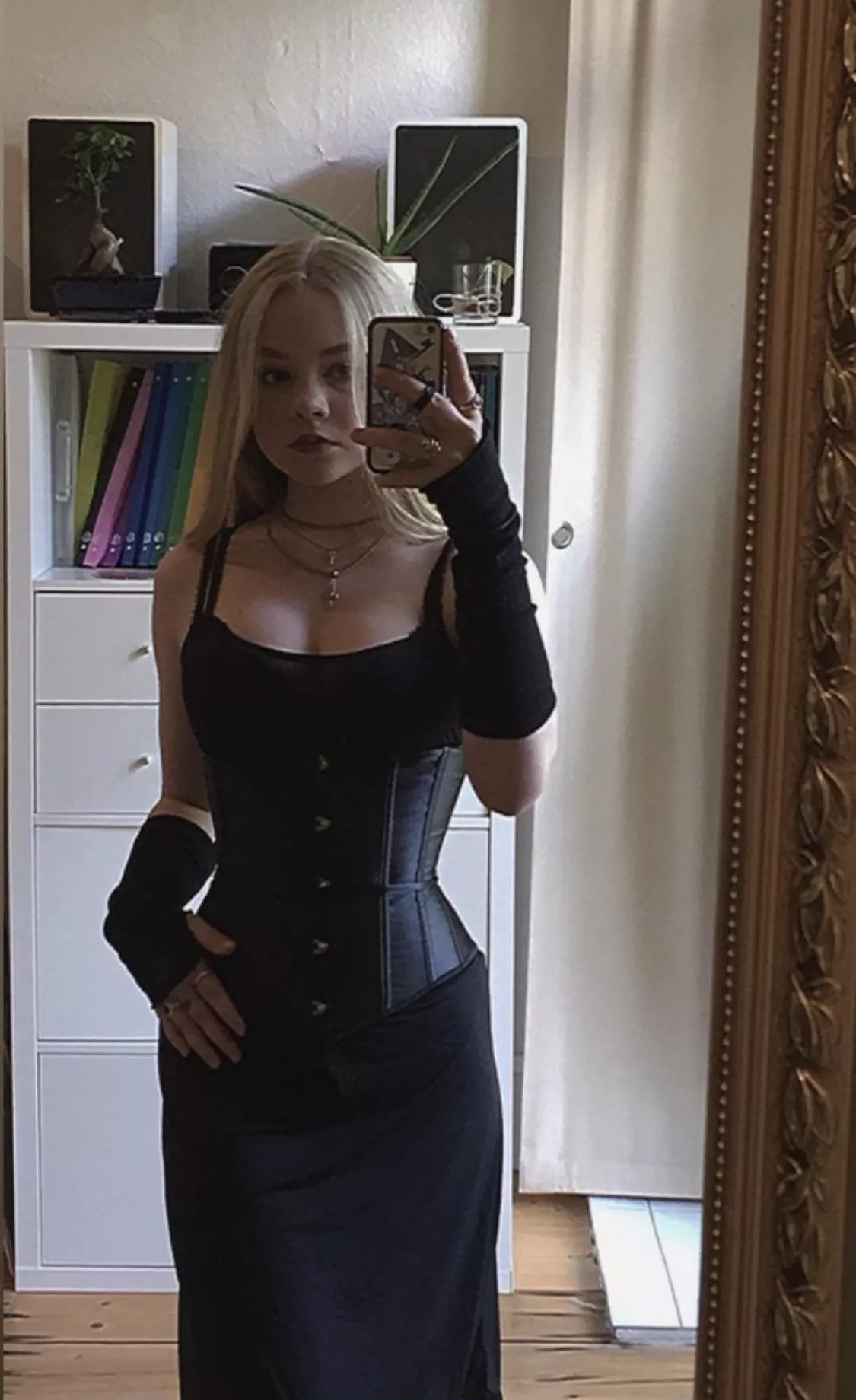 Do I belong here even tho I’m dressed ? ^^