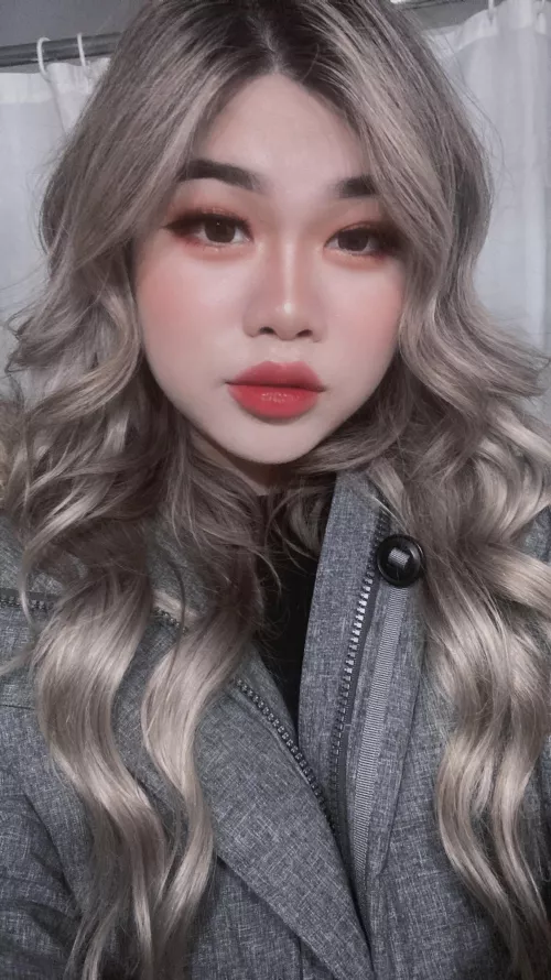 💖 Do I look like a real woman? 💖