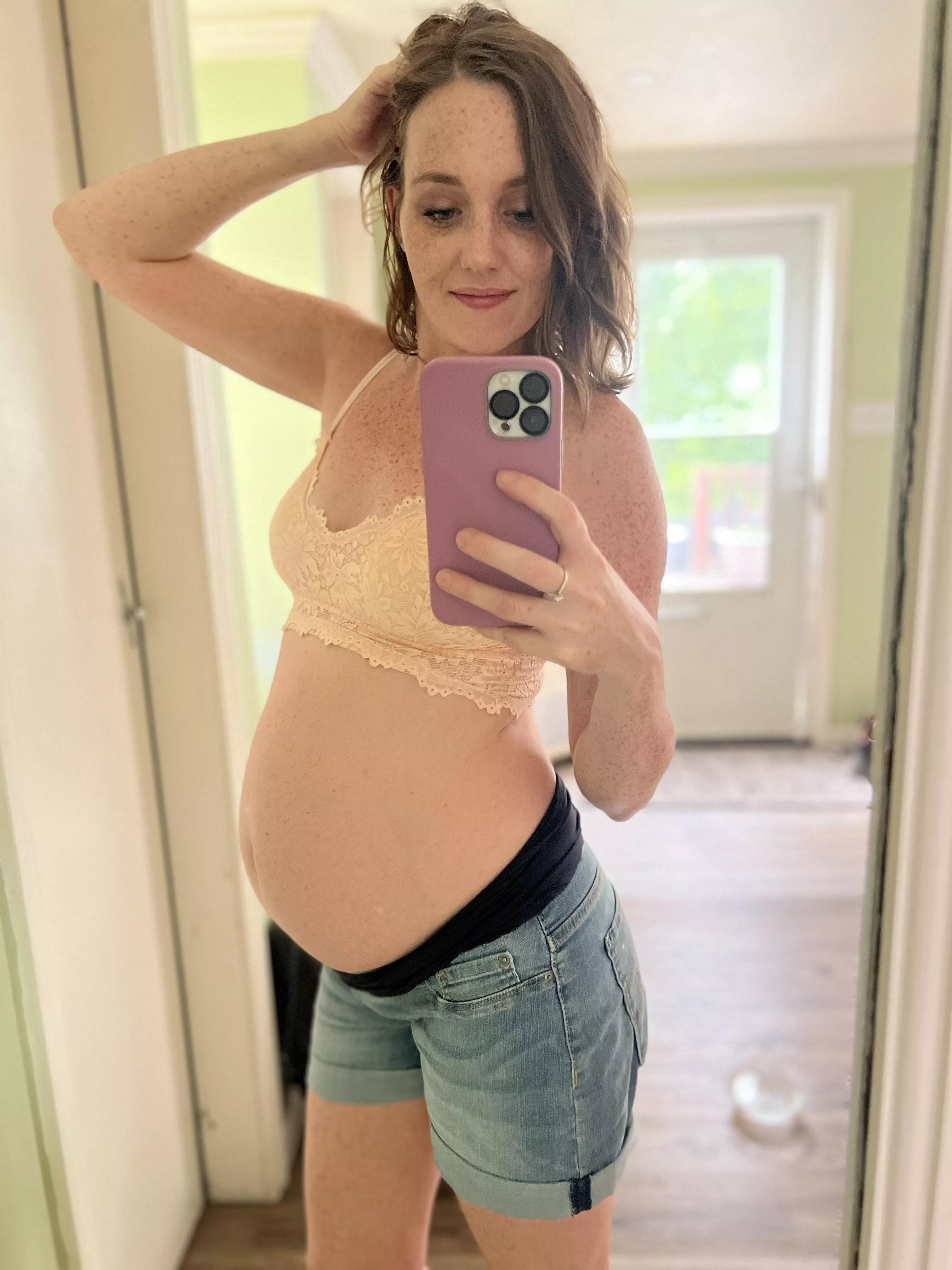 Do I still look cute with a baby bump?