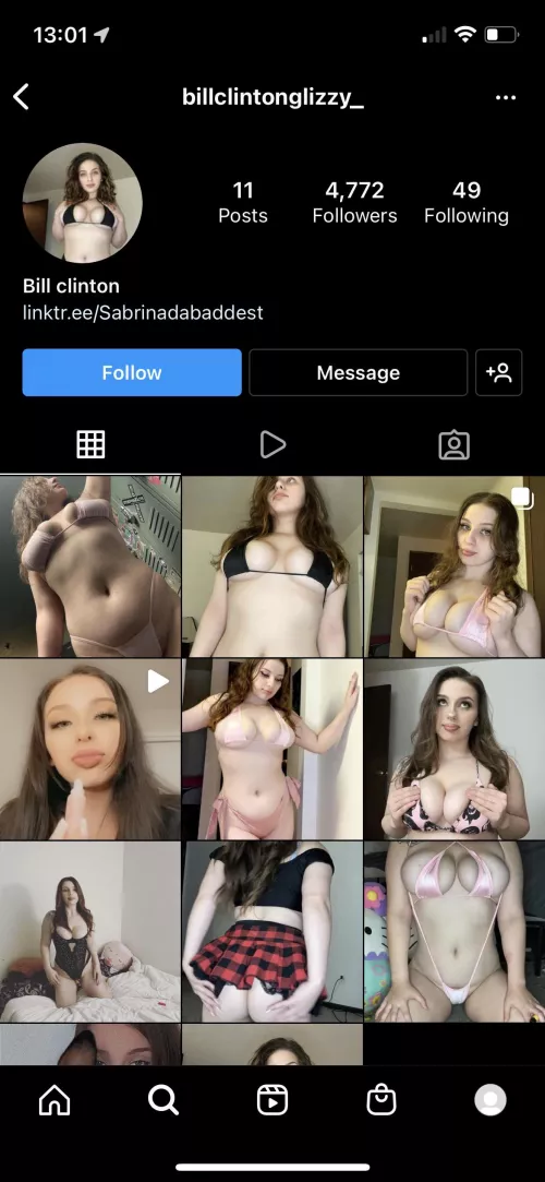 Do not follow or tip to this scammer, $100 just to flash, hit her goal and ended and said she’d be right back and never did, very rude and got greedy, definitely hit over the goal and didn’t show anything, so unfollow her, if you want her OF it’s c