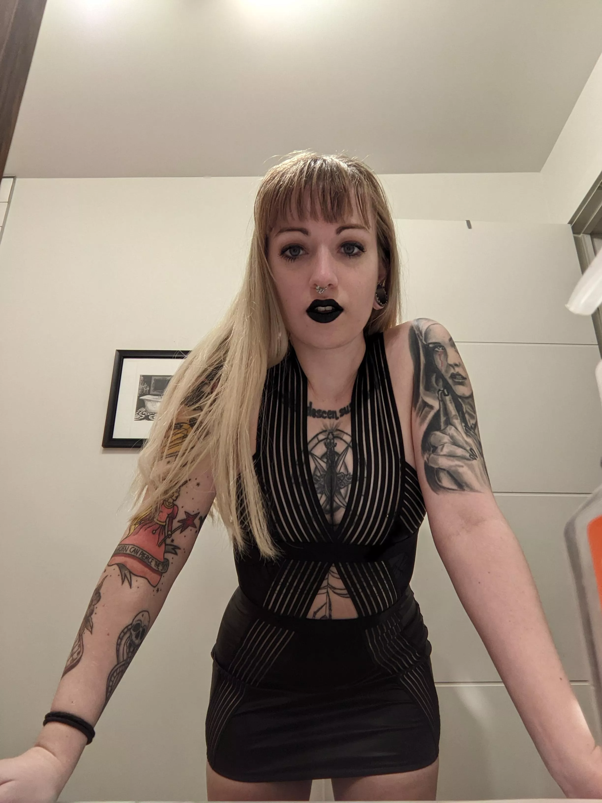 Do you like a blonde Goth?