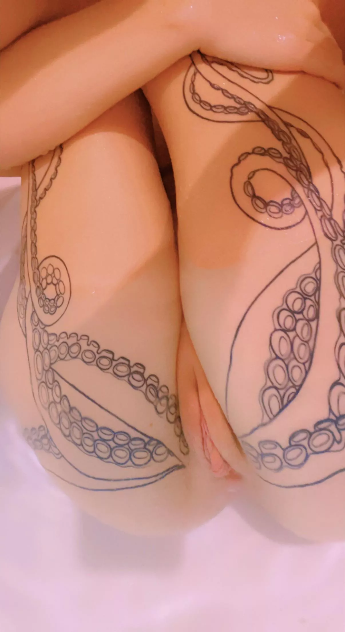 Do you like fat juicy octopussy? My page is 50% off ;) link in comments Do you like fat juicy octopussy? My page is 50% off ;) link in comments
