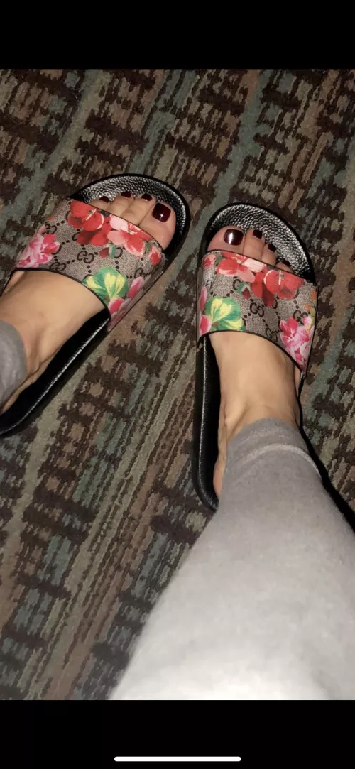Do you like my toes?