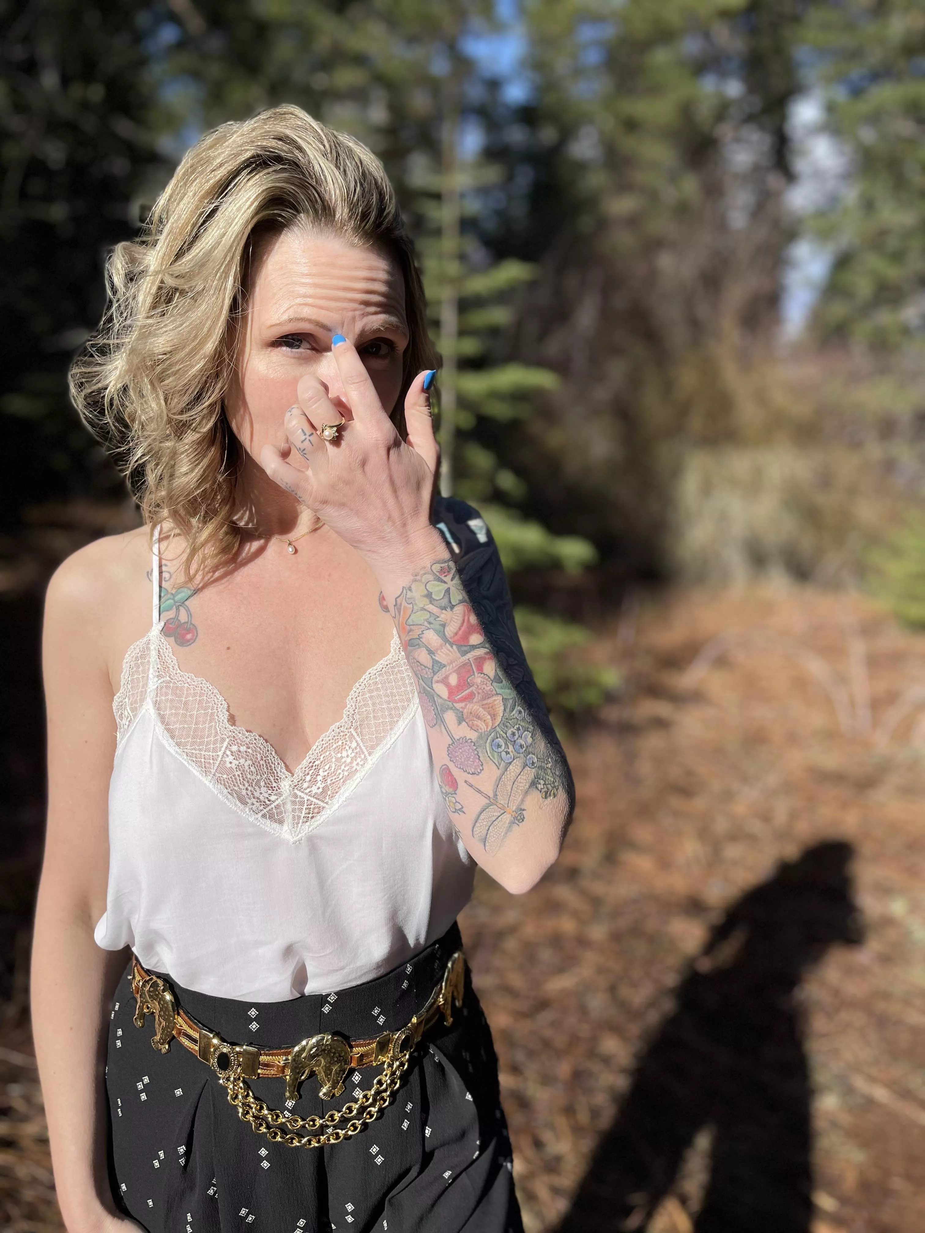 Do you like my vintage belt?? Grandmother sent it to me!! She is 95 years old.