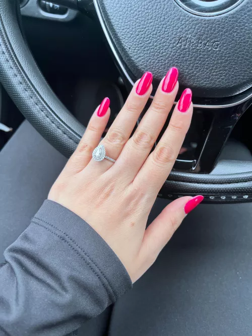 Do you like natural nails? 💕