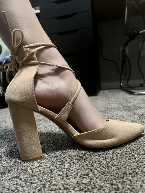 Do you like nude heels?