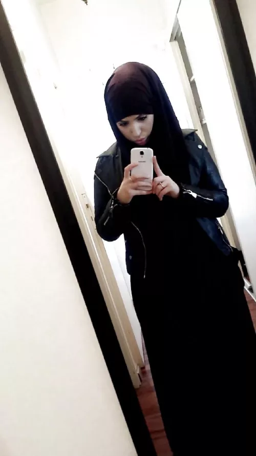 Do you like submissive Pakistani housewife’s