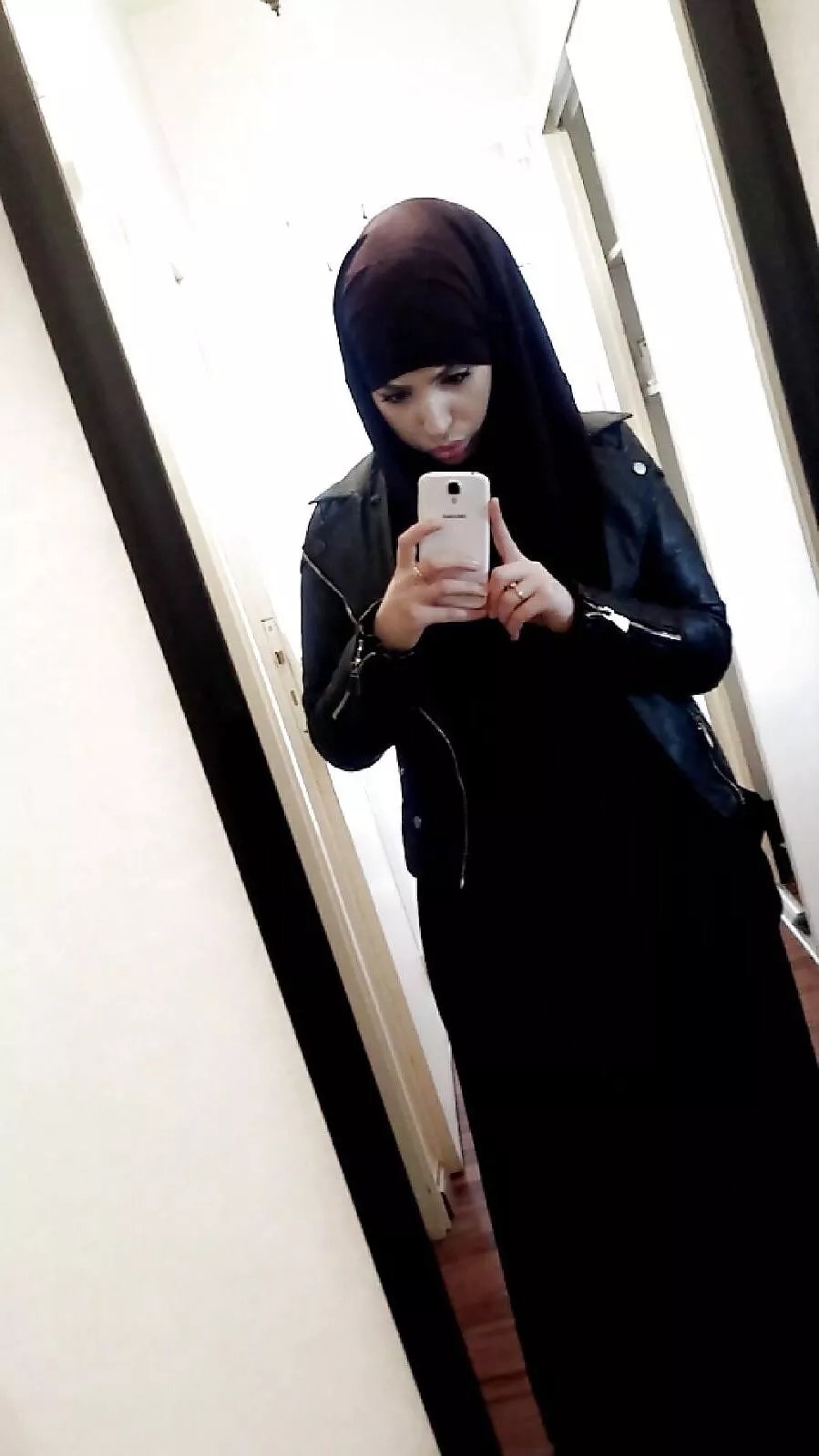 Do you like submissive Pakistani housewife’s