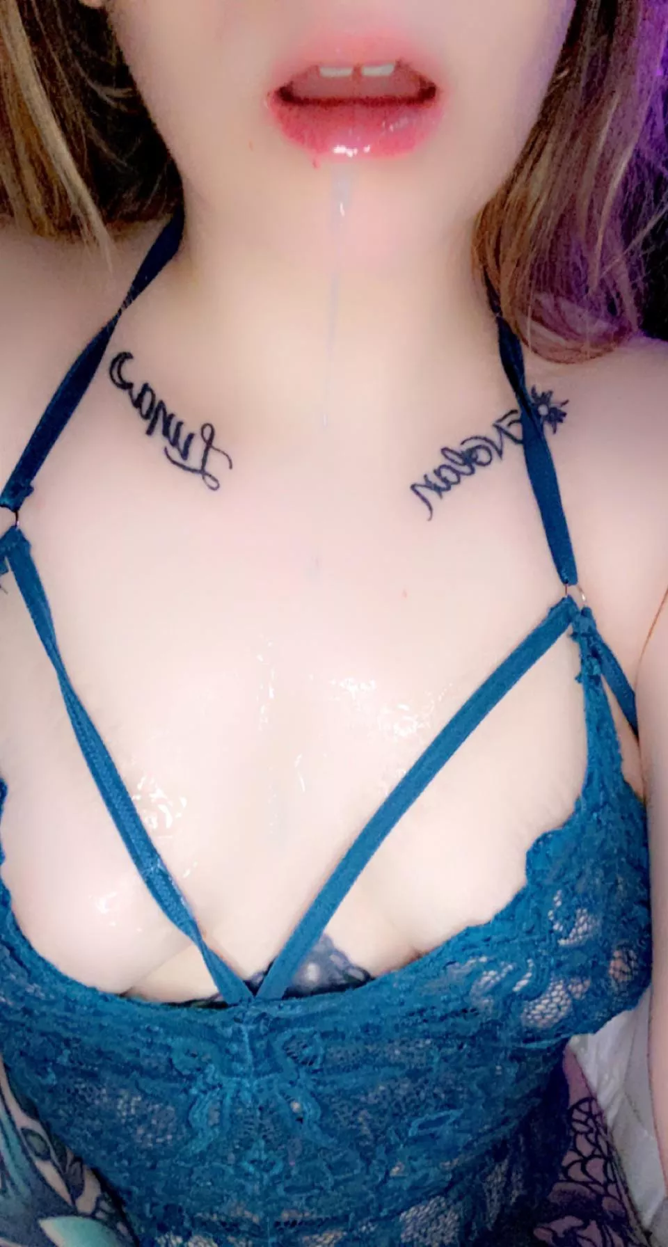 Do you think I should clean up his cum before my husband gets home💦👅 Do you think I should clean up his cum before my husband gets home💦👅