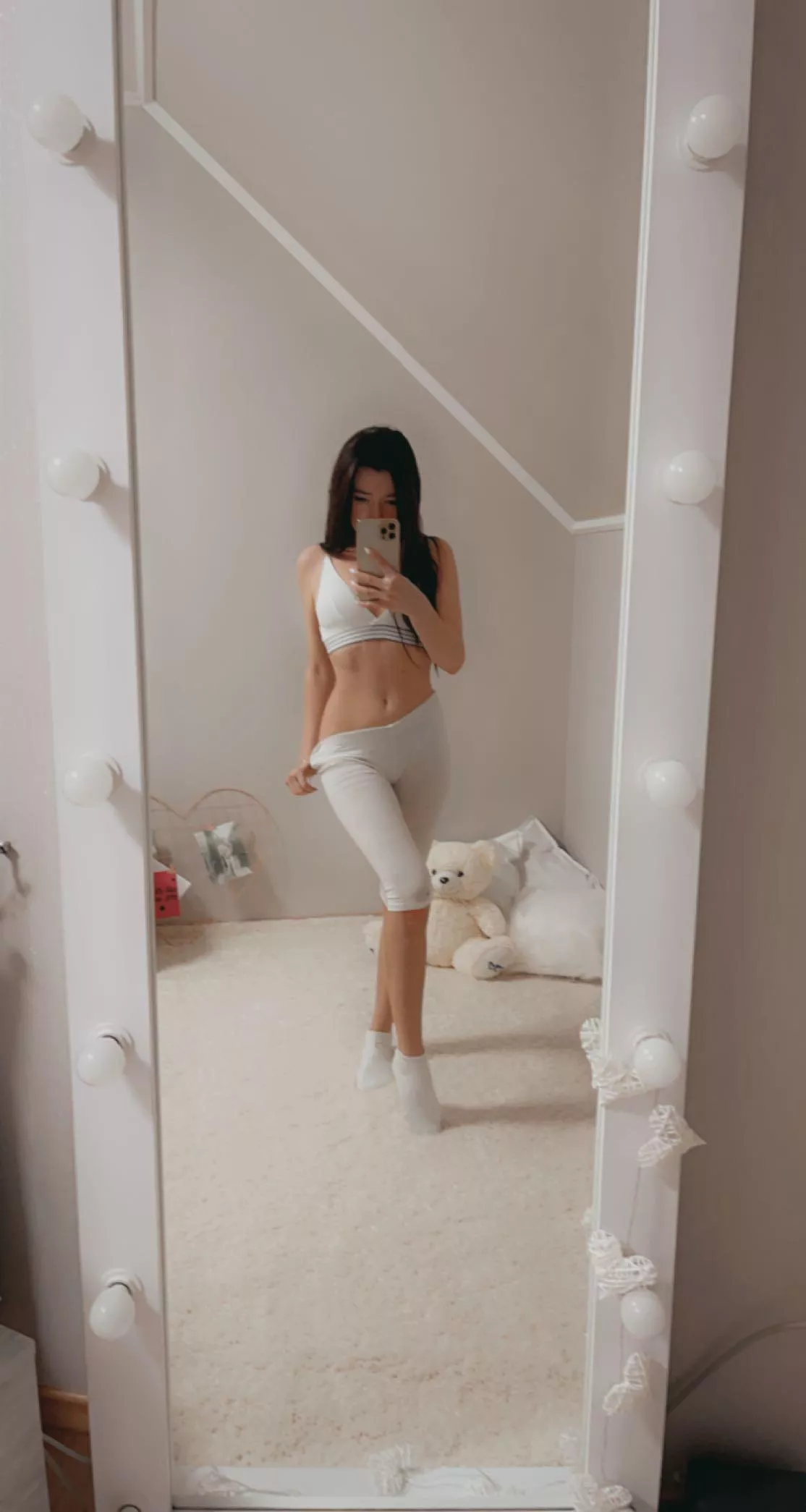 Do you want to see more hot content? up if you want😇