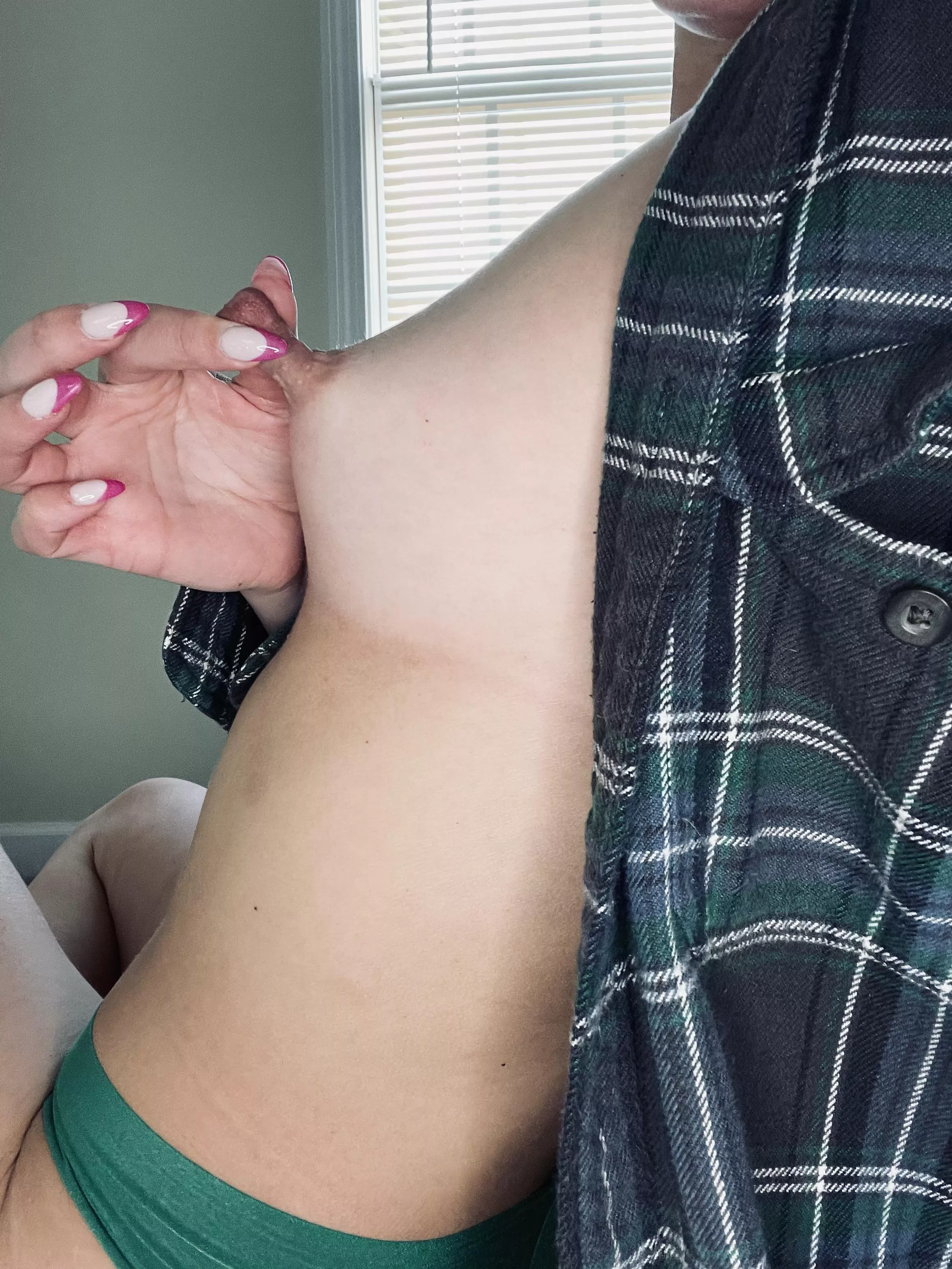 Does anyone like large nips here? Does anyone like large nips here?