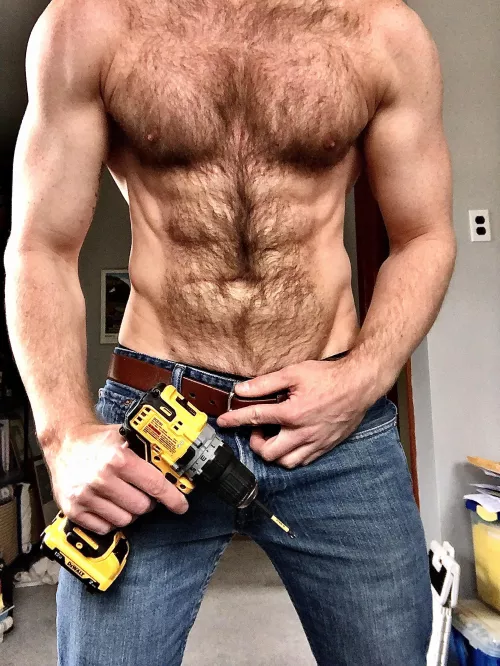 Does anyone like their handymen hairy?