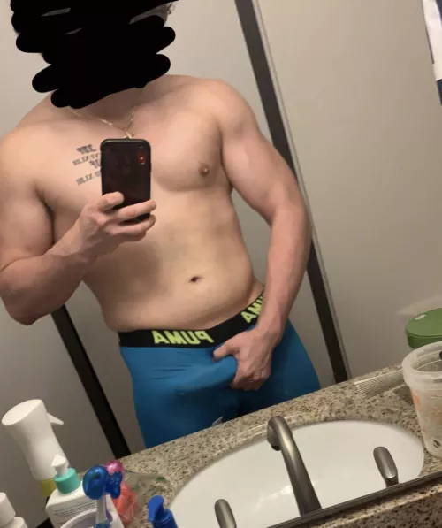 Does blue suit me?😏