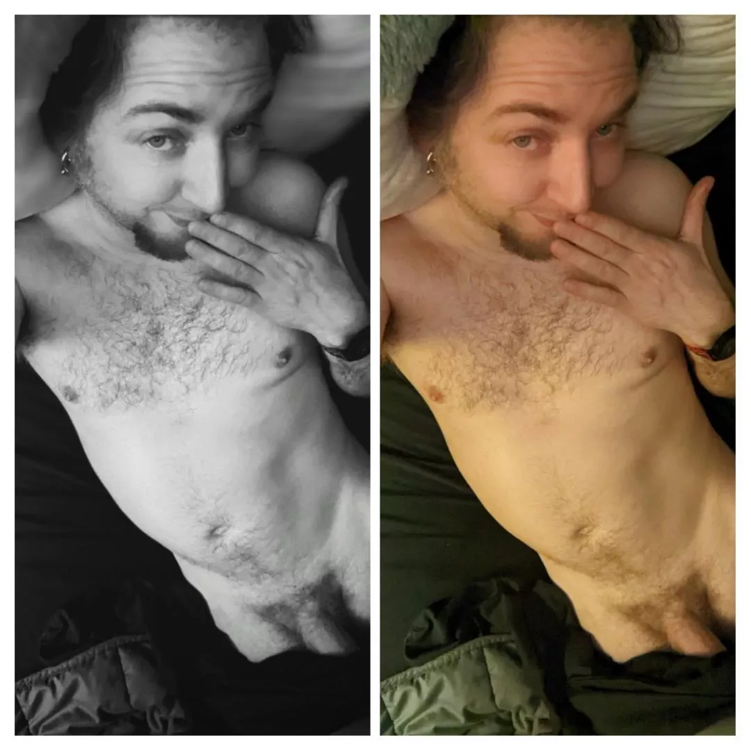 Does ondww prefer b&w shots? or color?