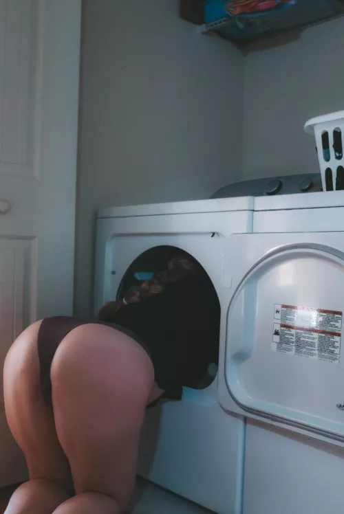 Doing my chores so Daddy let's me cum later 😇