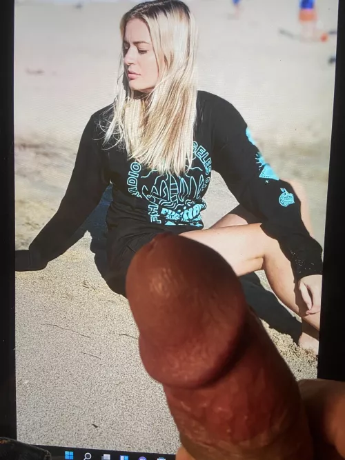 Doing tributes on kik spacefox 08 or dm for telgram