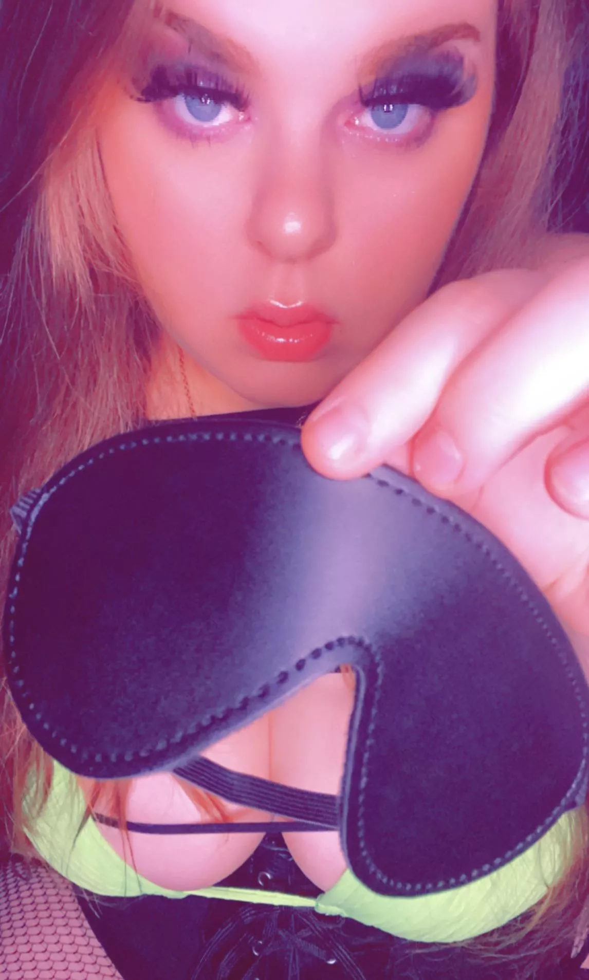 [domme] what if I made you sit in the corner with a blindfold on listening to me fuck multiple partners that were worthy of me?