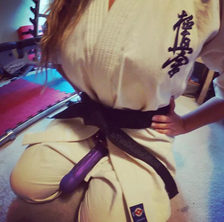 [domme][OC] Home from class and ready to feed you my girl cock. Open extra wide tonight or you’ll find out exactly what these feet are capable of…