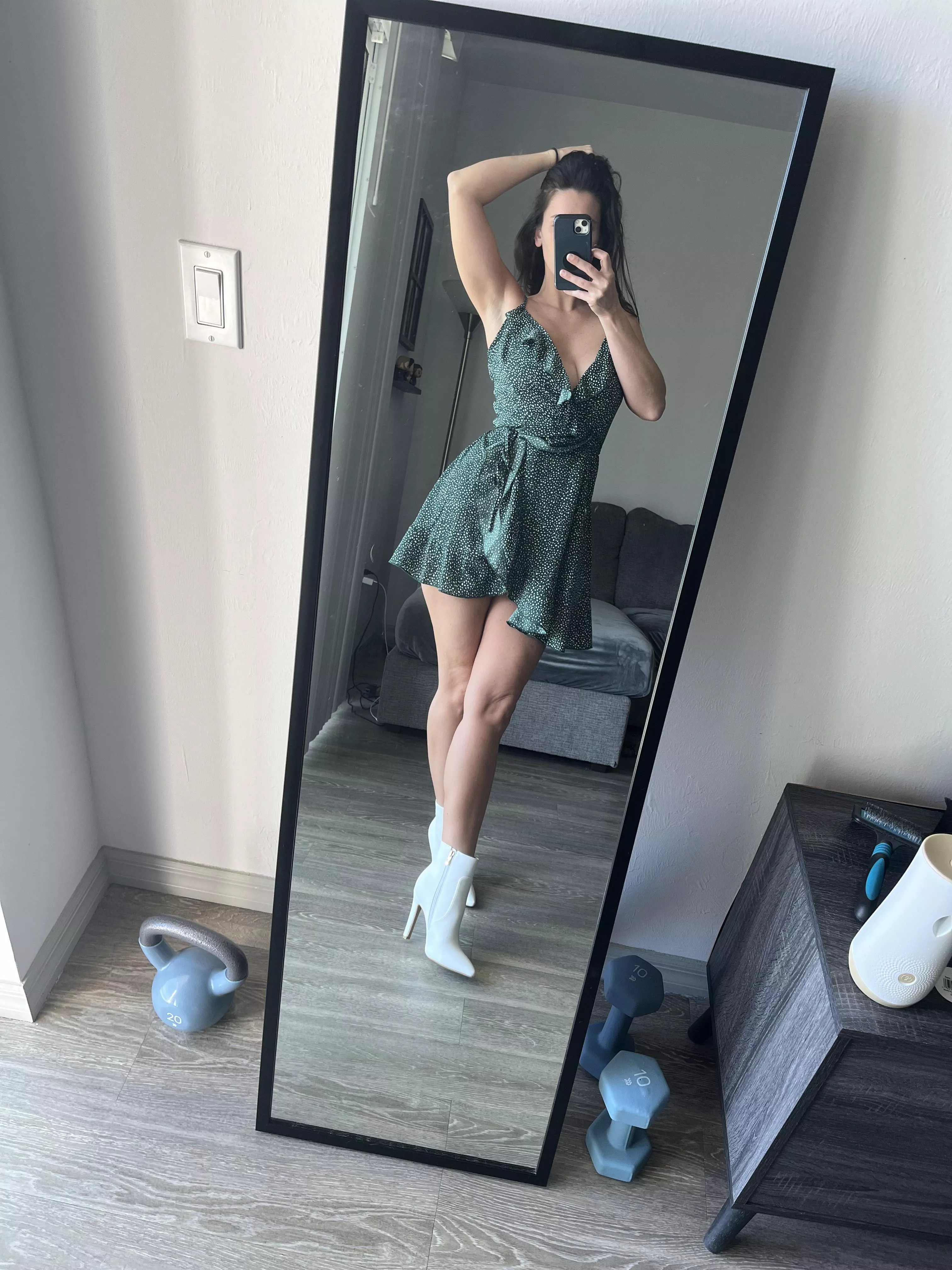 don’t get lost in the polka dots 🥰 [f]