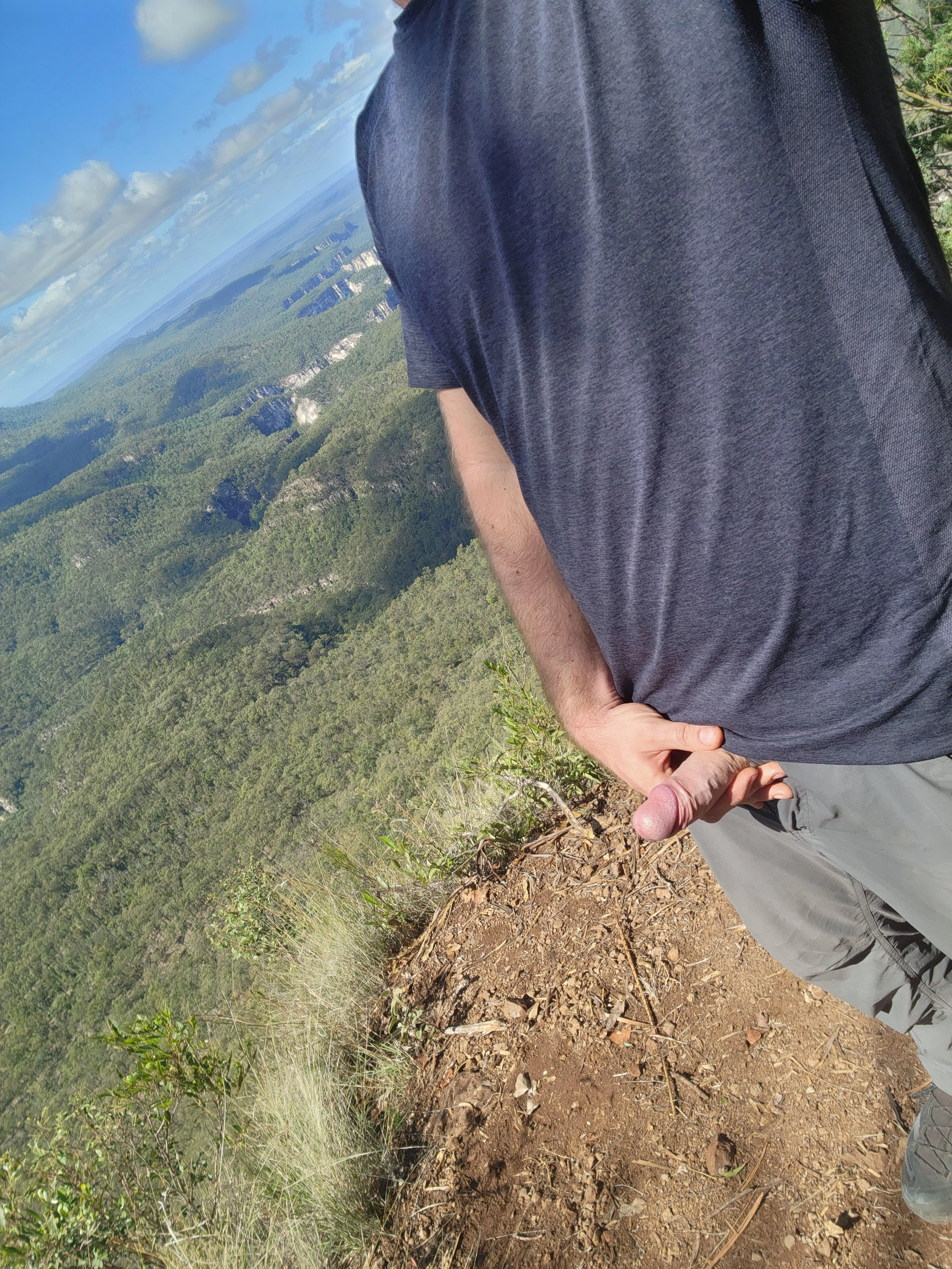 Don't worry lil guy, I'm afraid of fully standing up at this height as well.