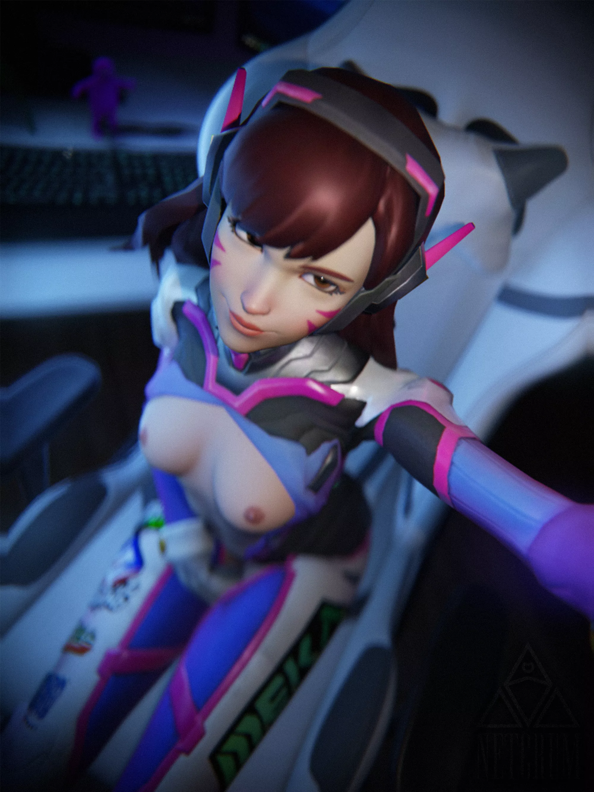 DVa sends a private snap (netcrum)