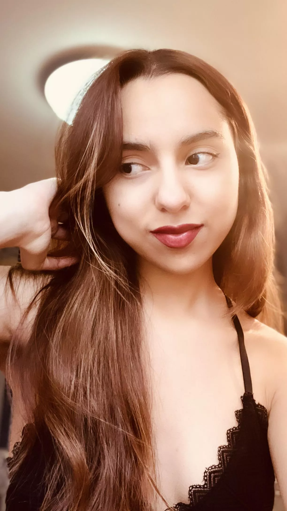 Elegant girl 😊 (f20)