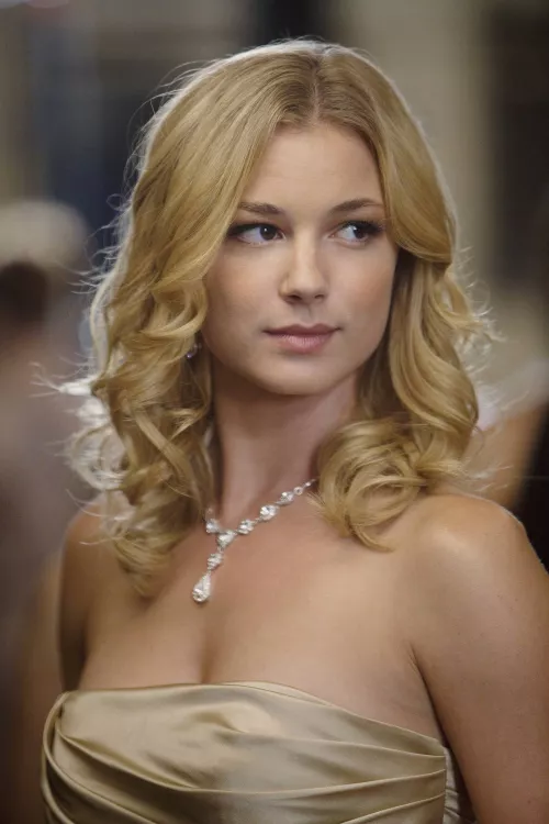 Emily VanCamp