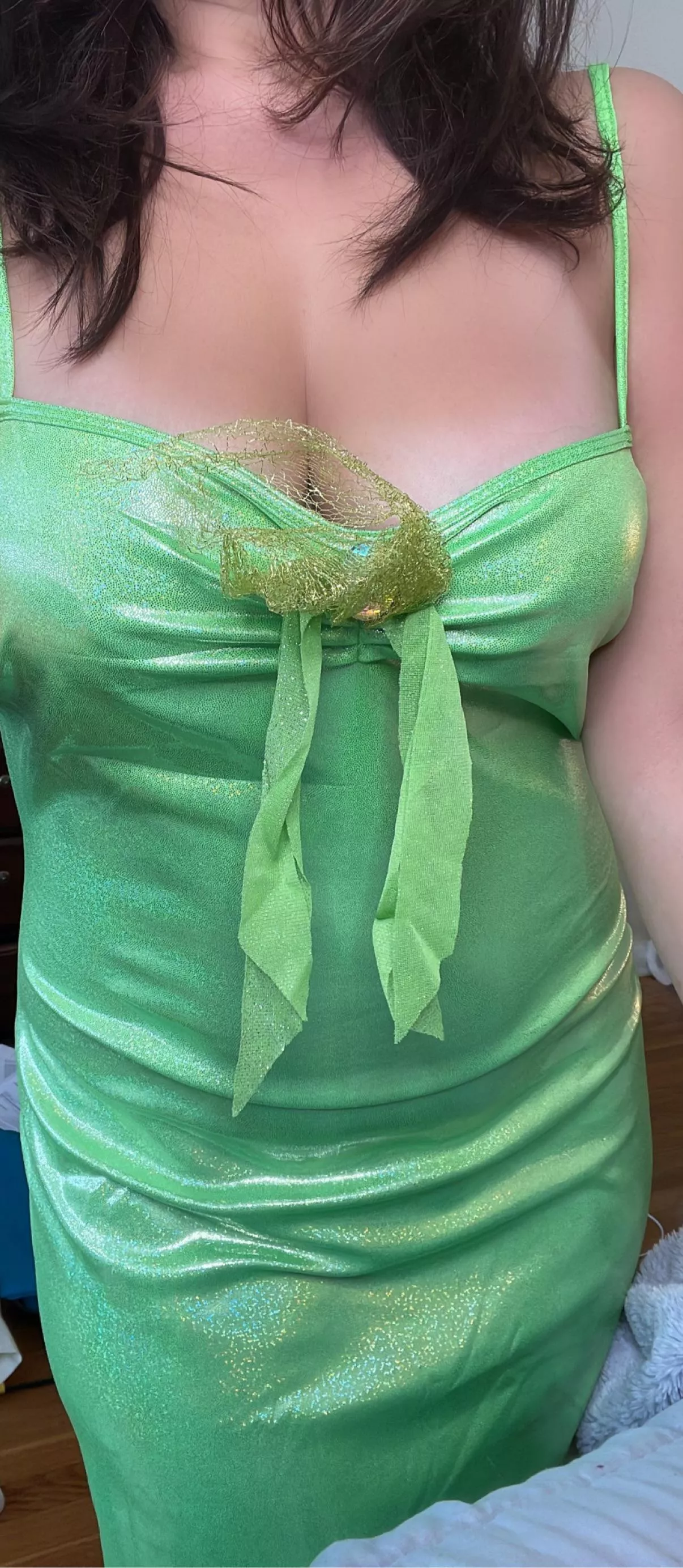 Ever tonight about what the Disney princesses do at night? 🍑🍆😏