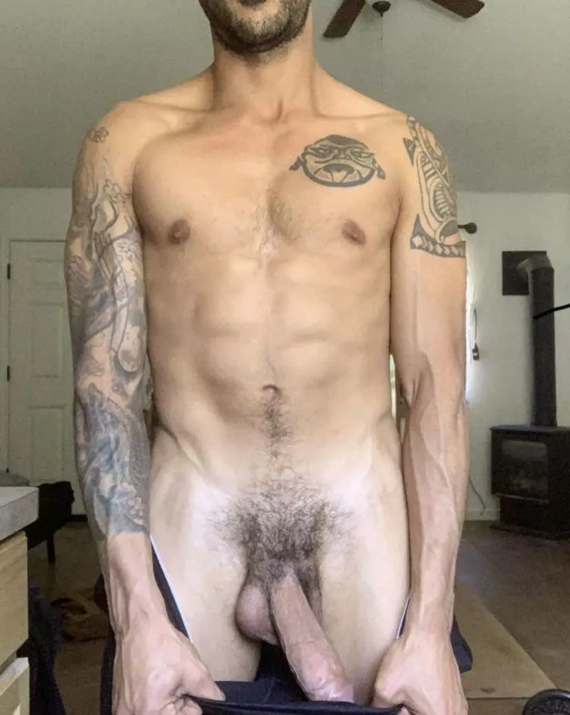 Ever wondered about the grocery store clerks cock?? Here it is 😘