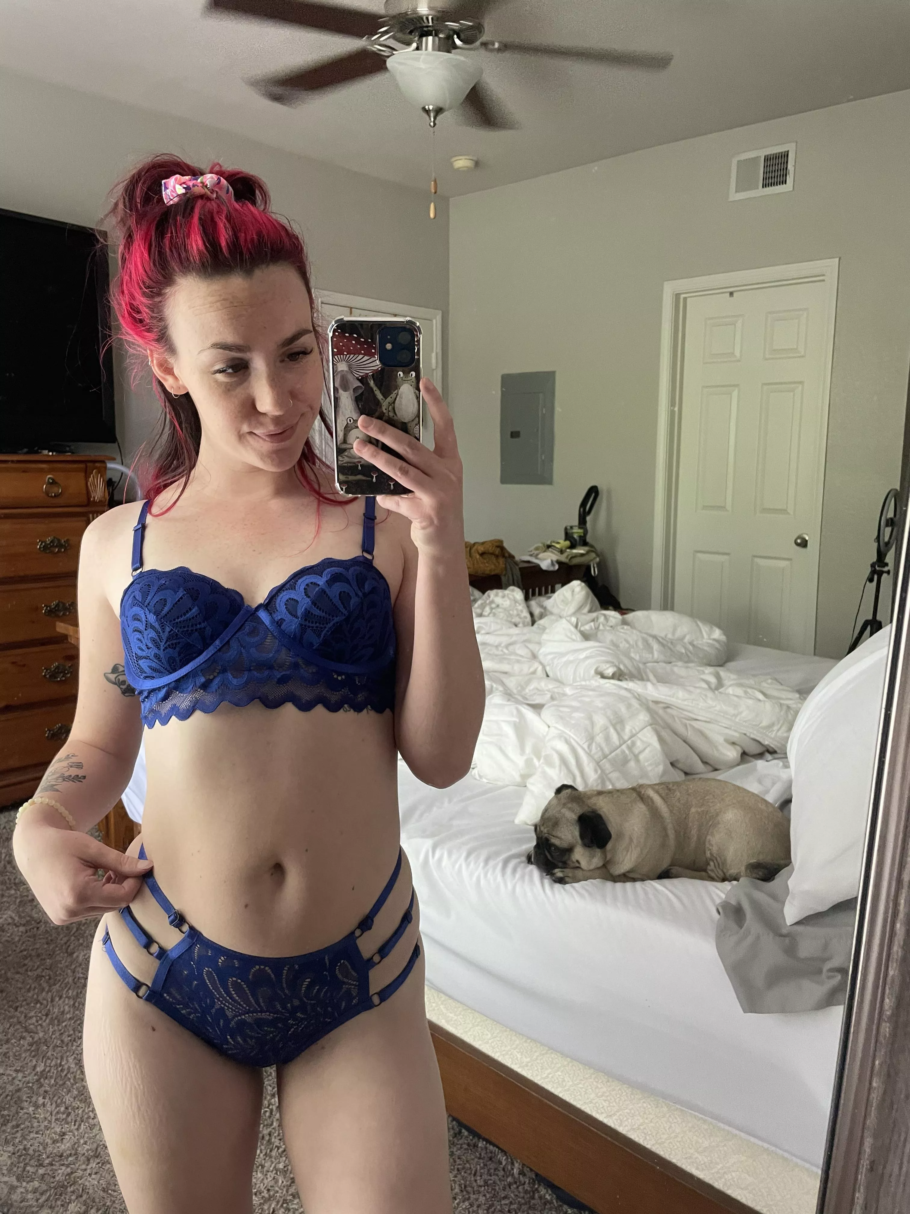 excuse my hair/face, I just wanted opinions on this new lingerie set I got.👀