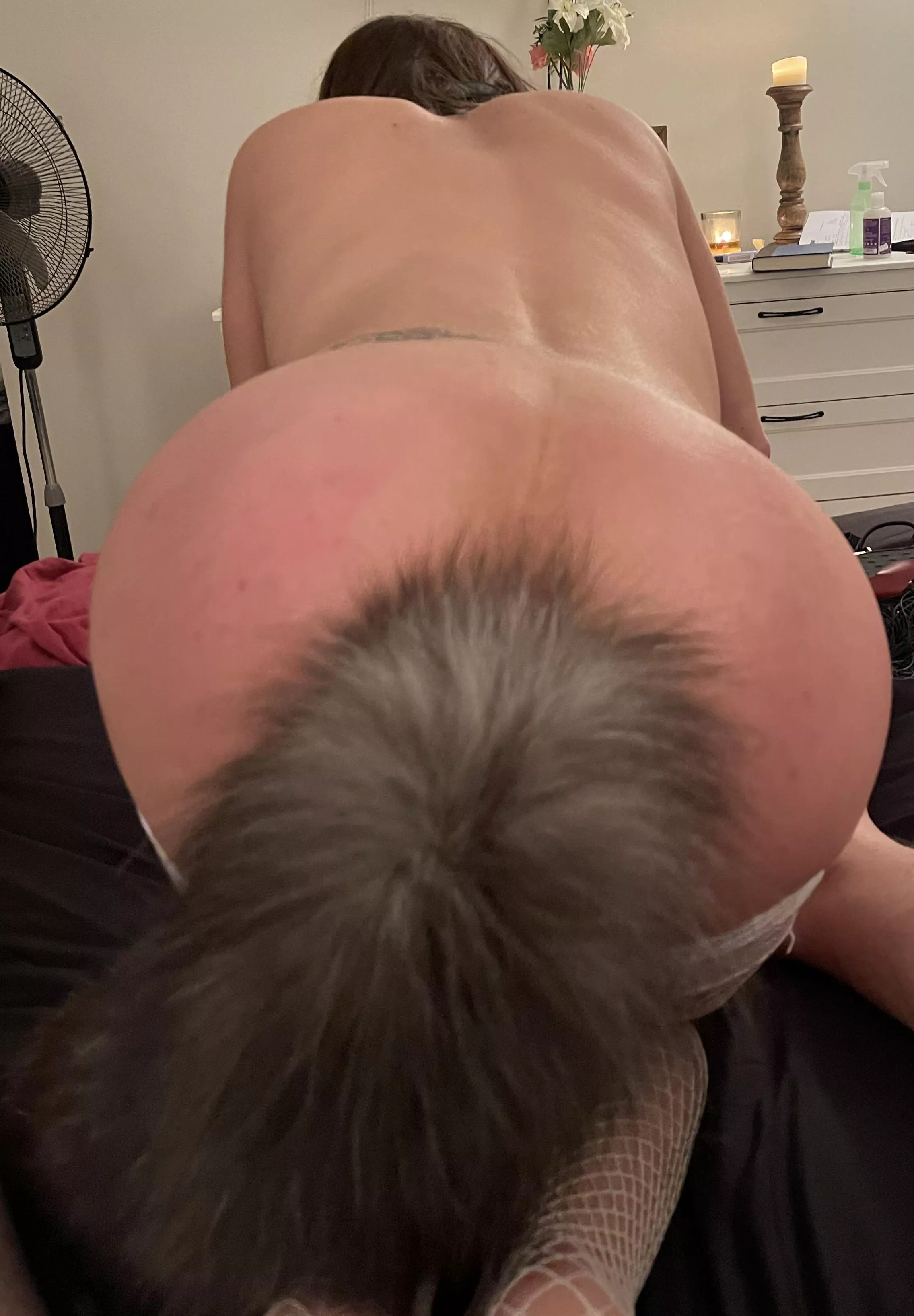 [f] Babygirl’s first tail and her delicious red ass!