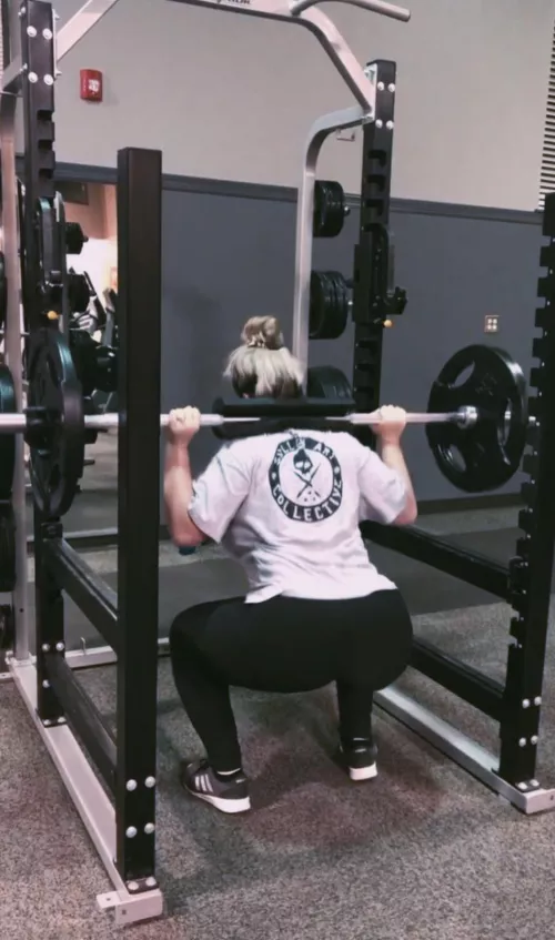 [F] Empty gym at 4AM. 🙌🏼