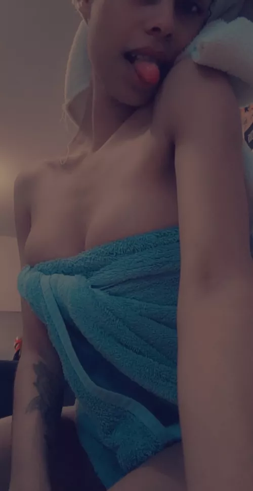 (f) I do video calls 😍
