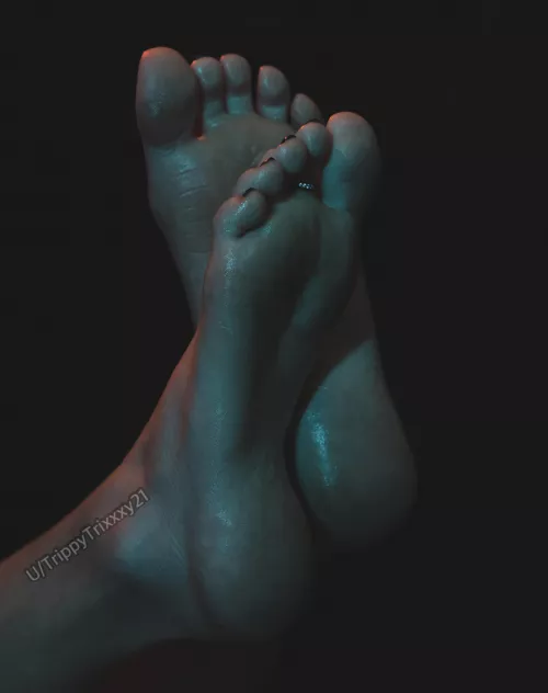 [f] I give the best footjobs.