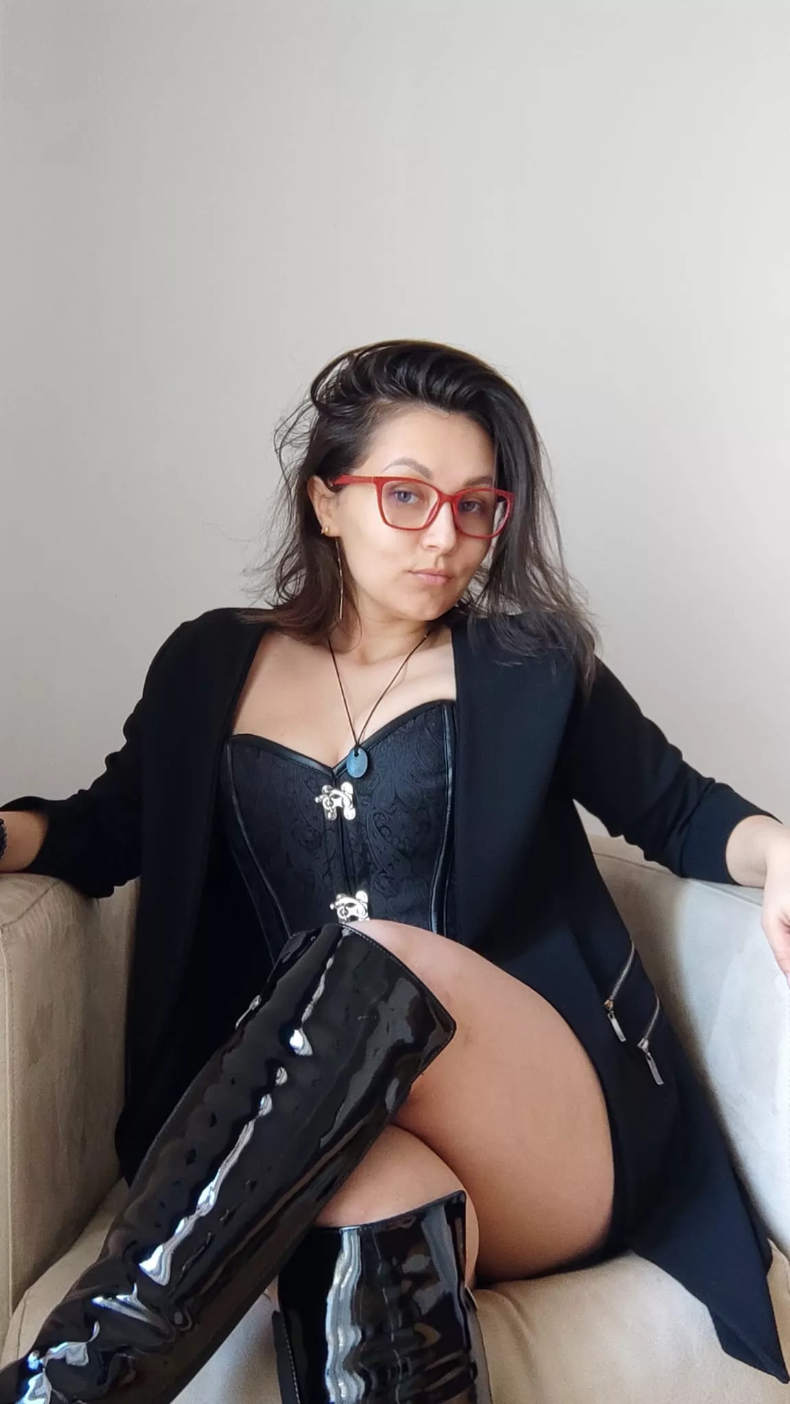 [F] Let me take control, tell you how to do things in your life