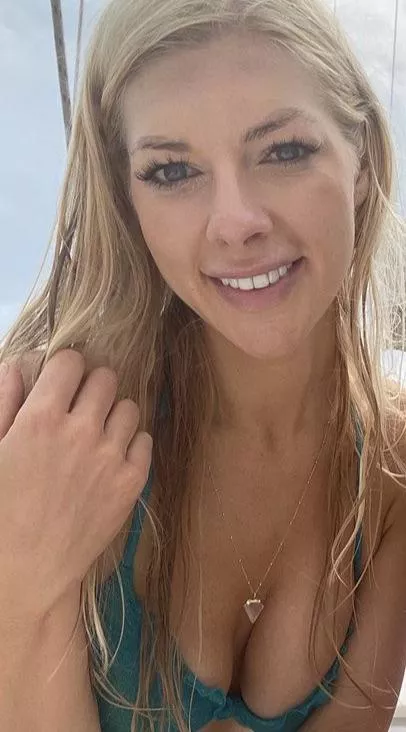 [F] Thinking about athletic guys…