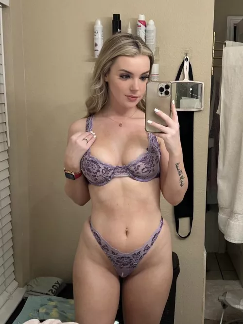 [f] wishing you all a wonderful Tuesday:)