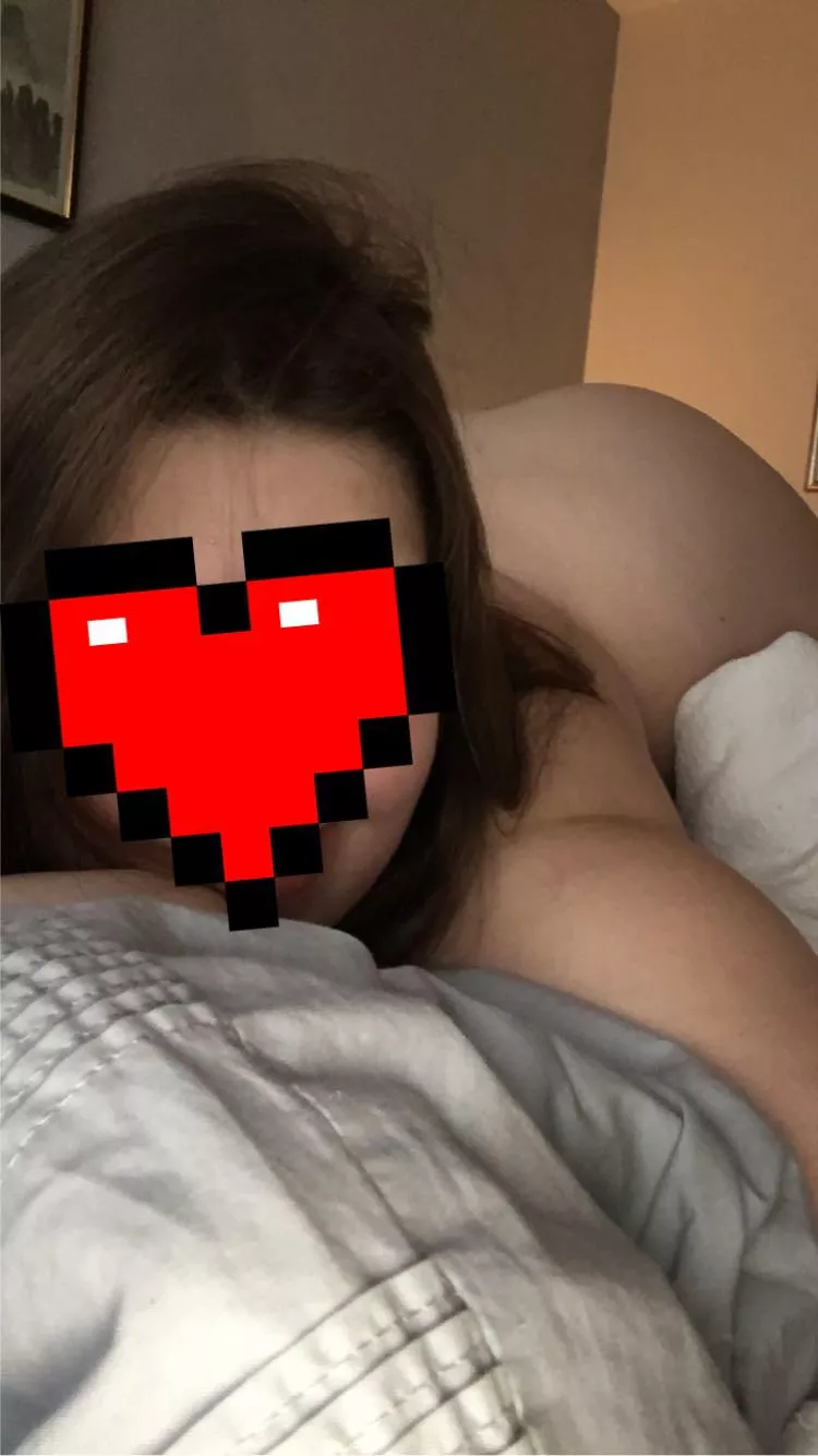 (f25) nice and comfy 😈😝