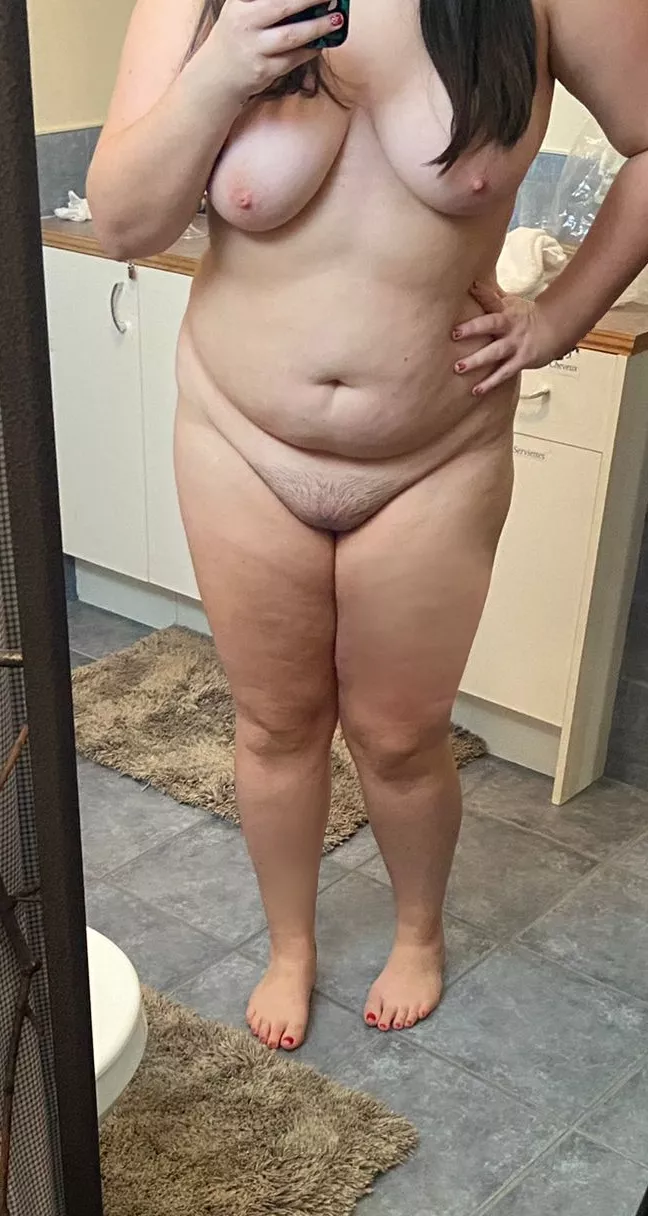 [F28, 210lbs, 5'4 [F28, 210lbs, 5'4