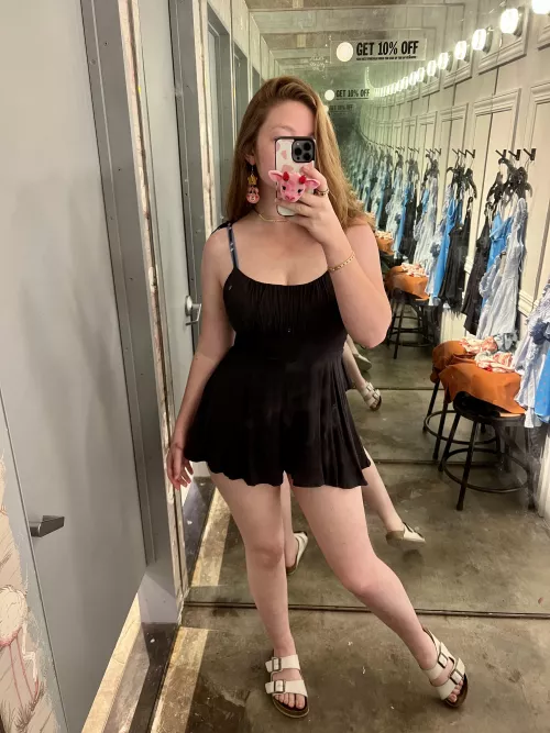 Fancy and flouncy (f)