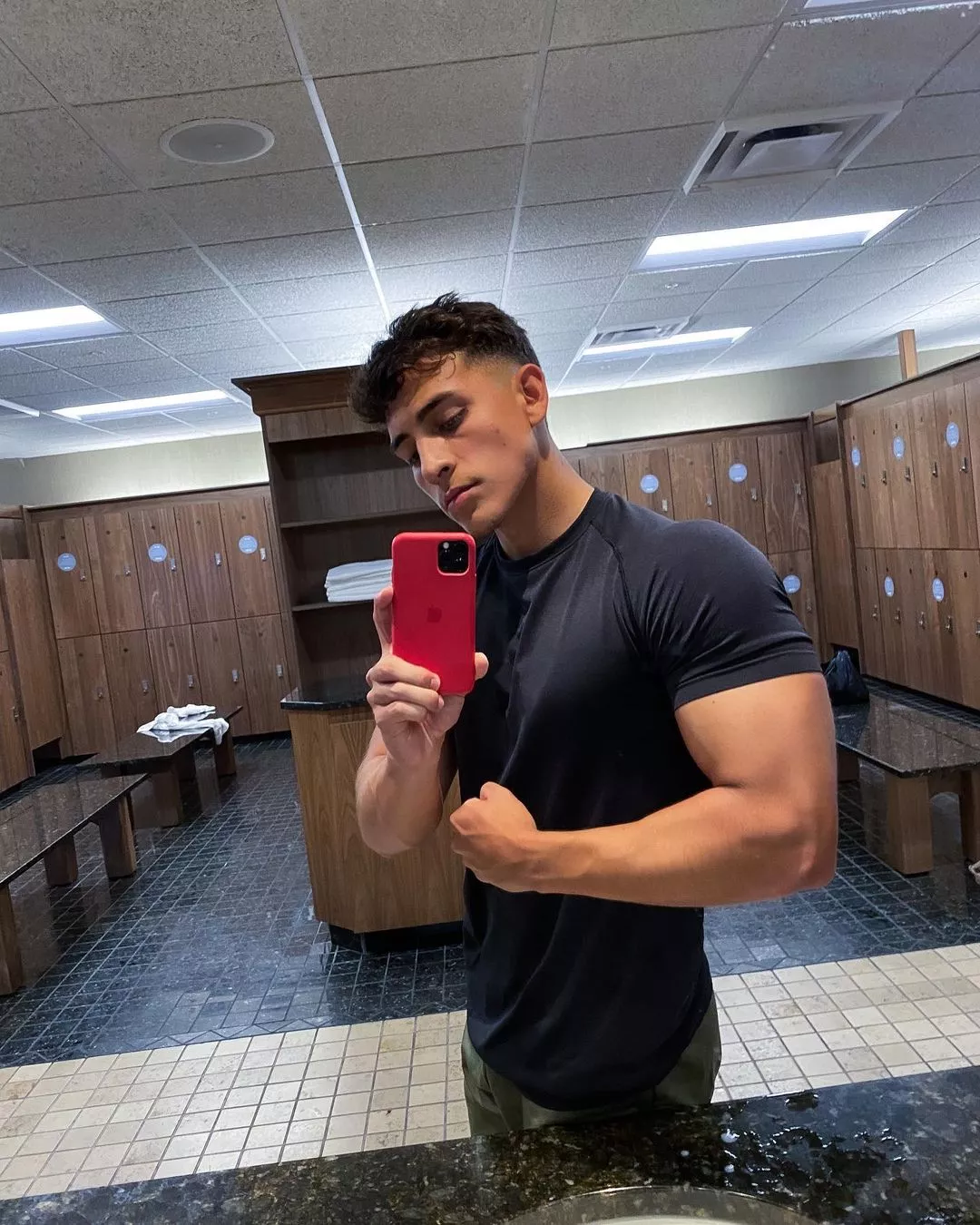 Feelin' good! Feelin' good!